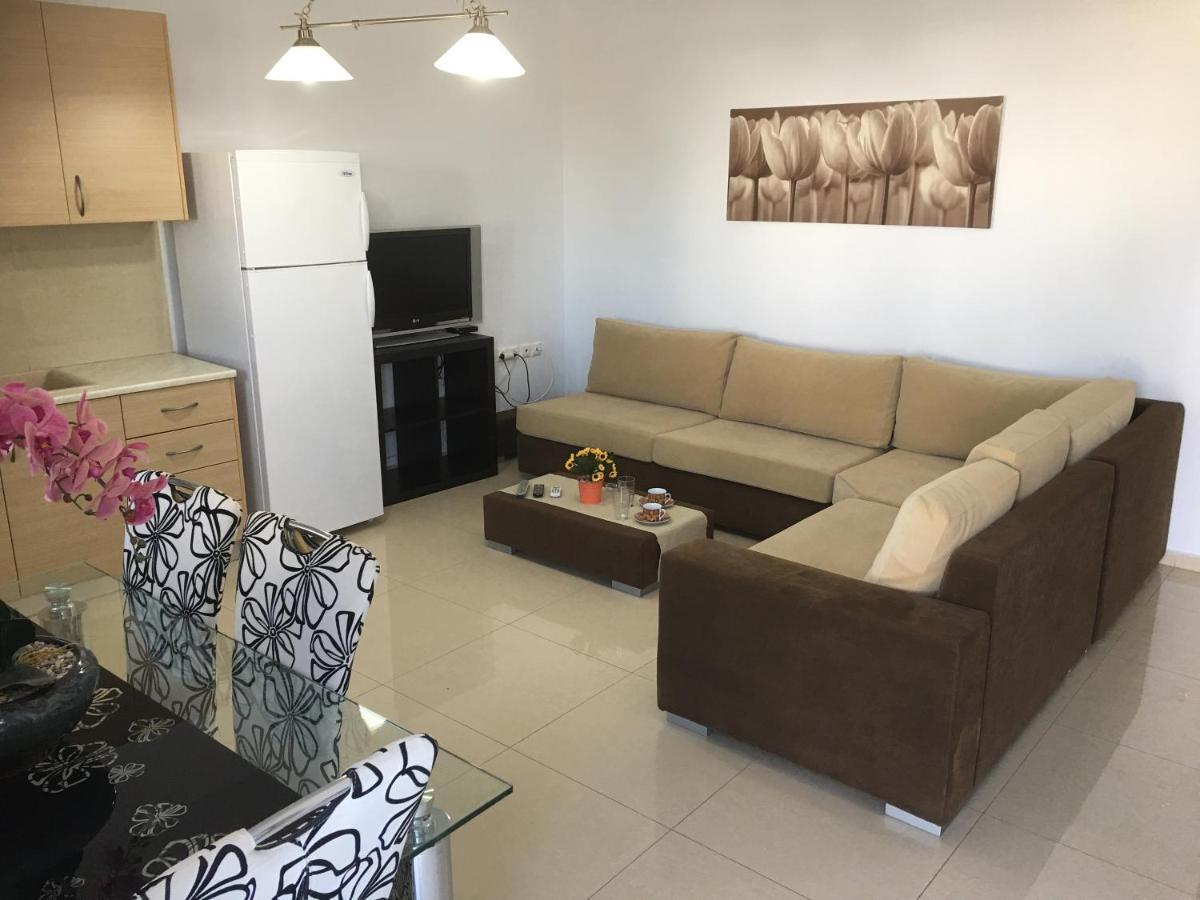 Boussetil Apartment Tínos Eksteriør bilde